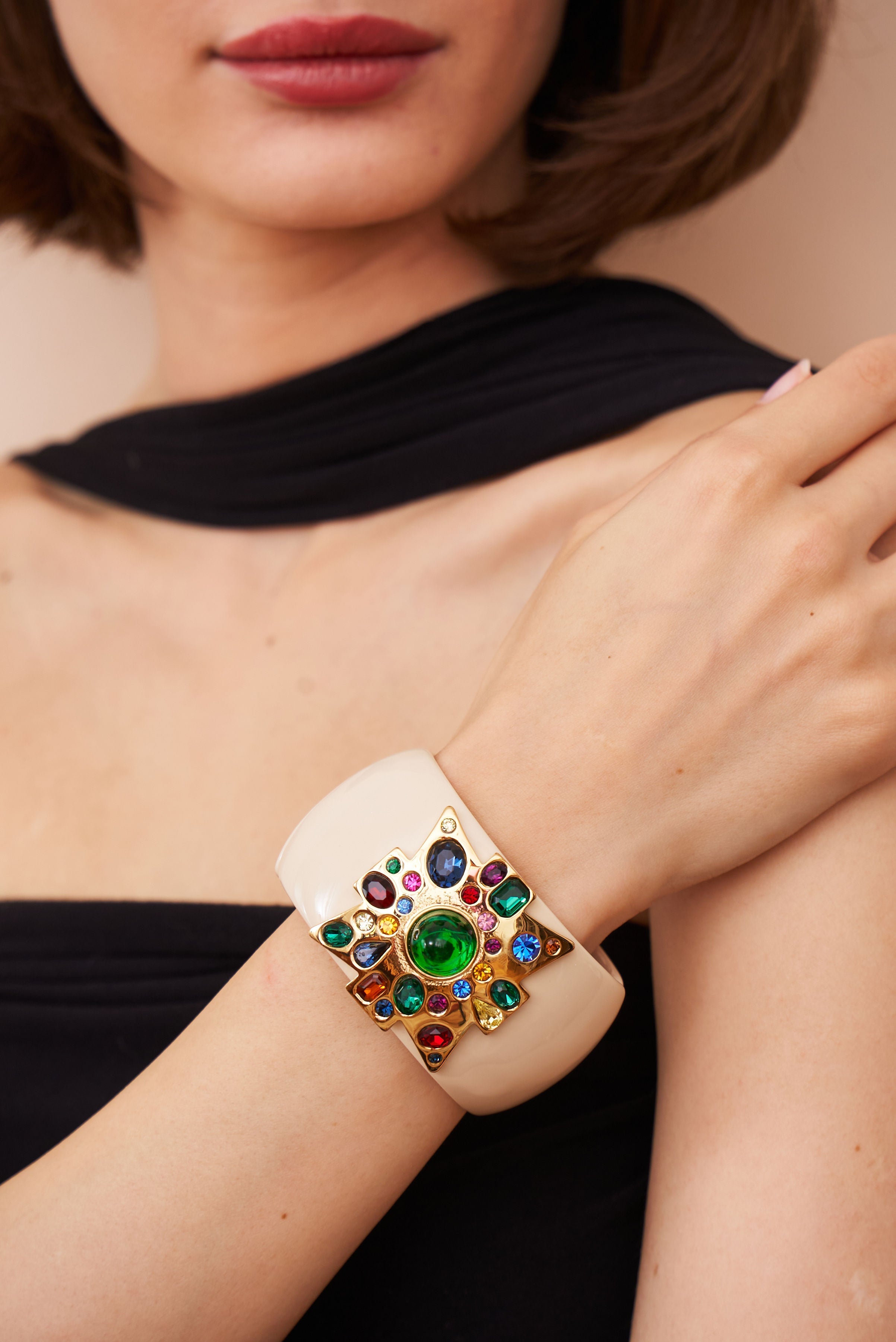 Emerald Center Ivory Maltese Cross Bracelet