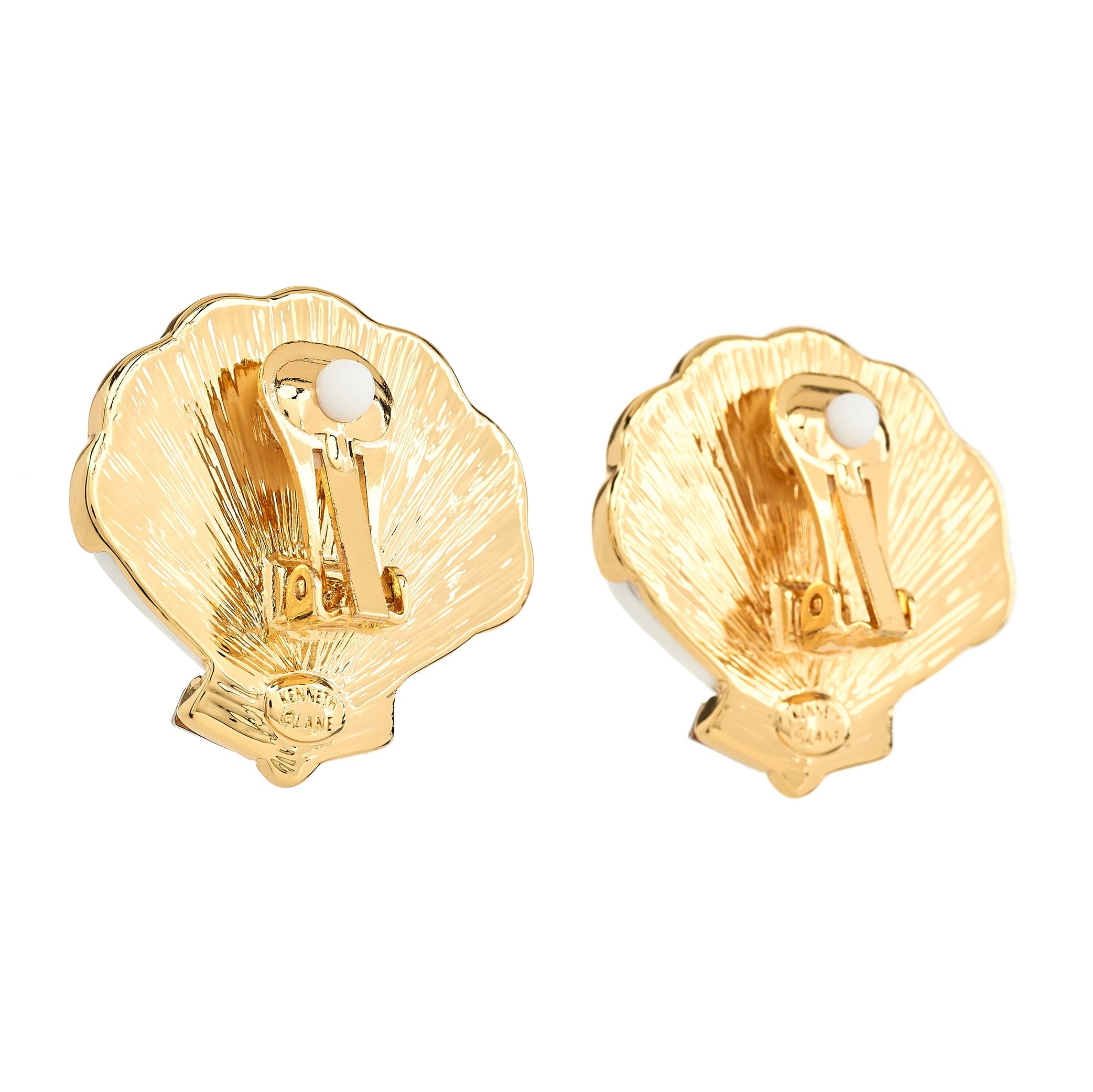 Pearl Scallop Shell Clip Earring